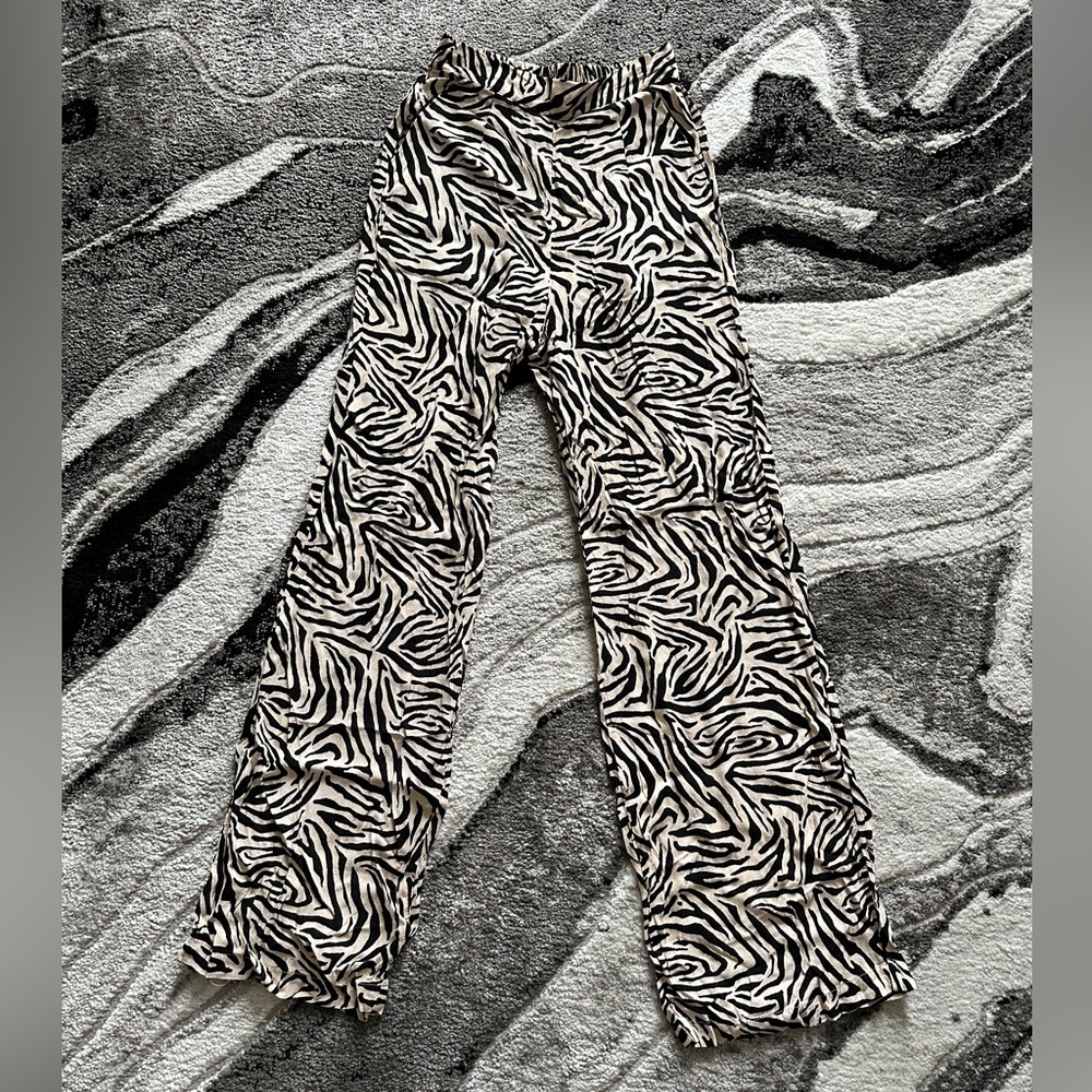 Forever 21 Flowy Pants